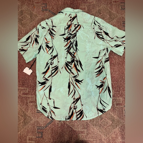 Billabong men’s small cotton/viscose leaf print sea foam button down shirt NWT - Picture 7 of 8